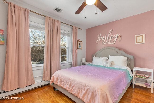 Building Photo - 384 Sairs Ave