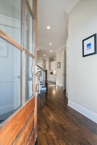 Building Photo - 2909 Murray Cir