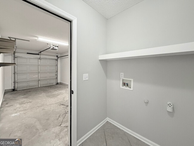 Building Photo - 107 Navajo Ct