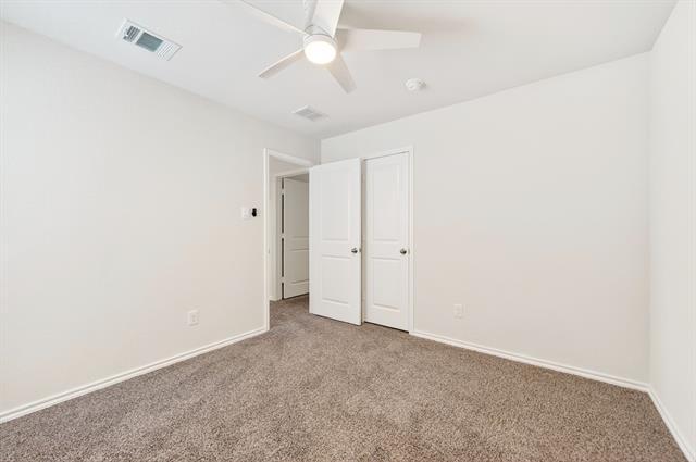 Building Photo - 908 Hay Loft Ln