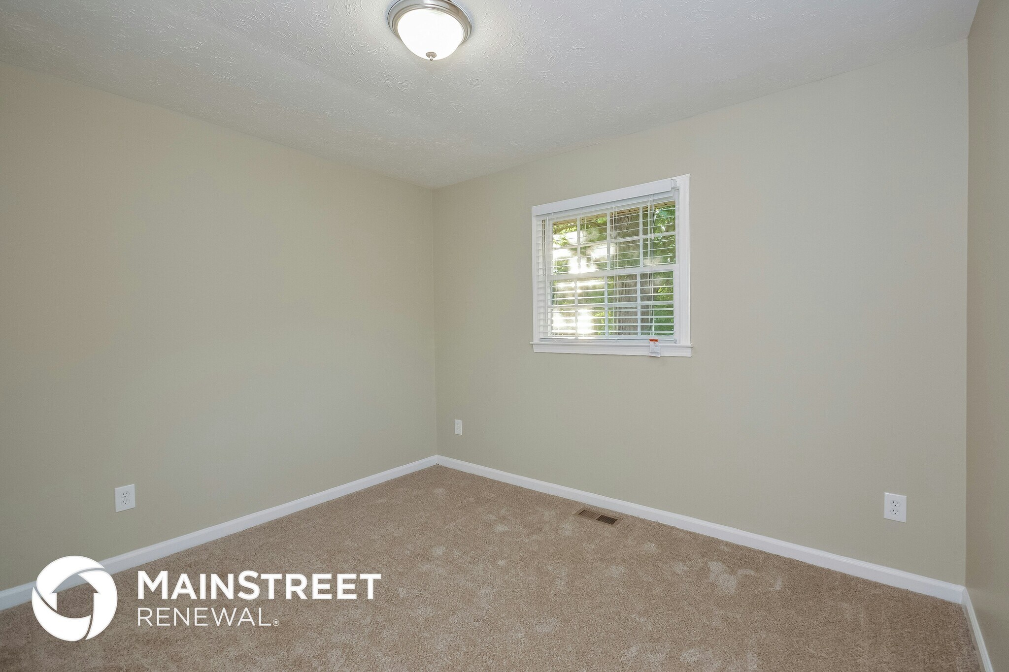 Building Photo - 10803 Mallard Dr