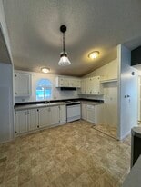 Building Photo - 385 Dorman Ave