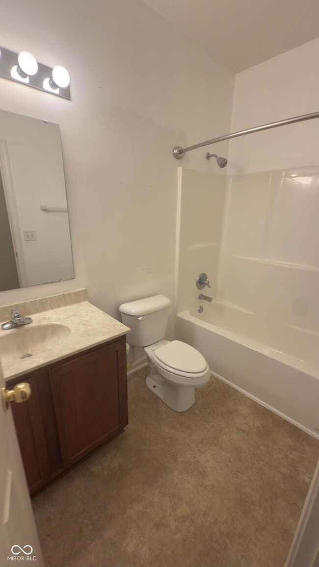 Building Photo - 1236 Wolf Run Way