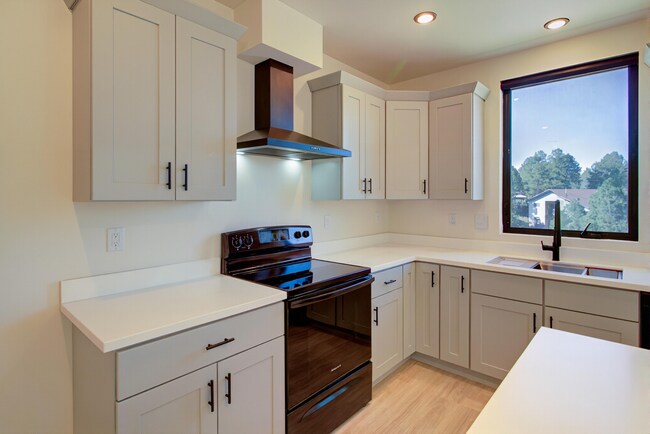 Building Photo - 1246 East Jen Drive