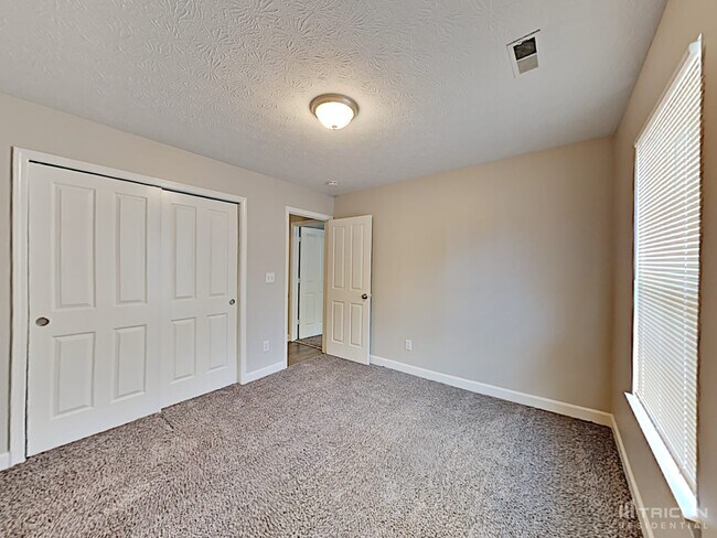 Building Photo - 12758 Sovereign Ln