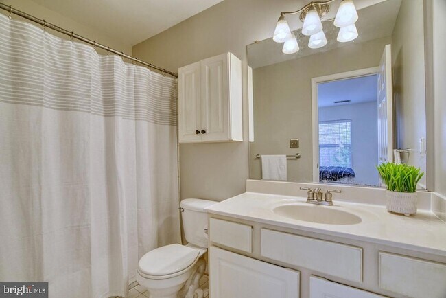 Building Photo - 3563 Sherbrooke Cir