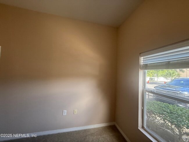 Building Photo - 5150 Playpen Dr