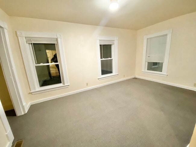 Building Photo - 180 Federal St