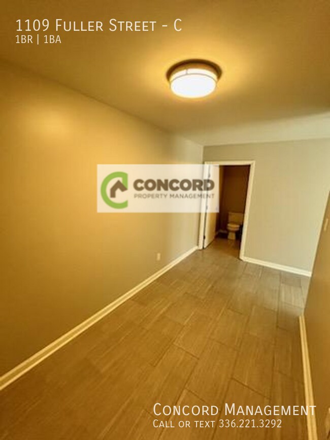 Building Photo - 1109 Fuller St