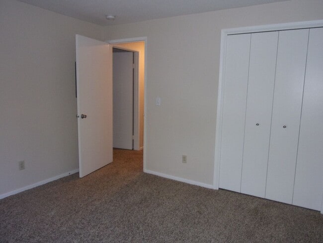 Building Photo - 2500 NW Princess St