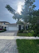 Building Photo - 4398 SW 173rd Ave