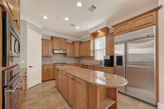 Building Photo - 5319 Fayette St