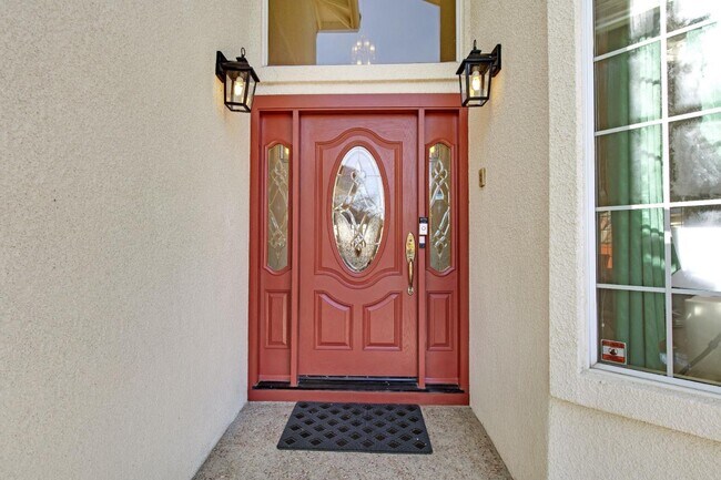 Building Photo - 639 Mercado Ct