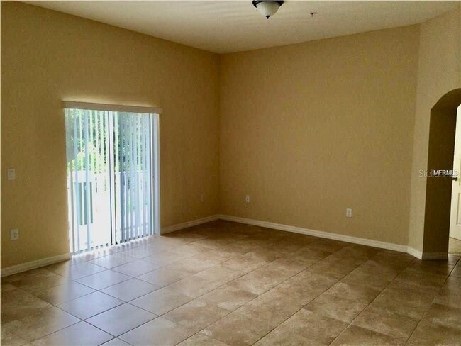 Building Photo - 10740 Dawson Lily Way