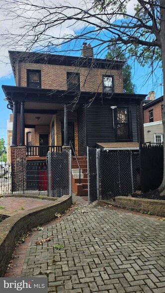 Building Photo - 178 Brunswick Ave