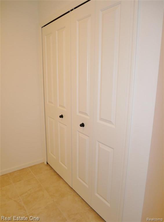 Building Photo - 4637 Bradley Cir
