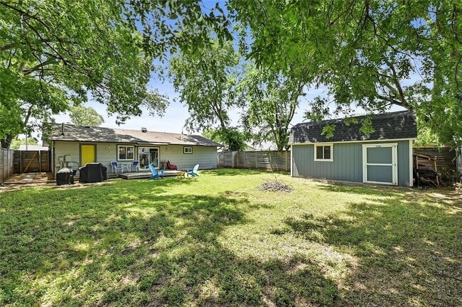 Building Photo - 9702 Oriole Dr
