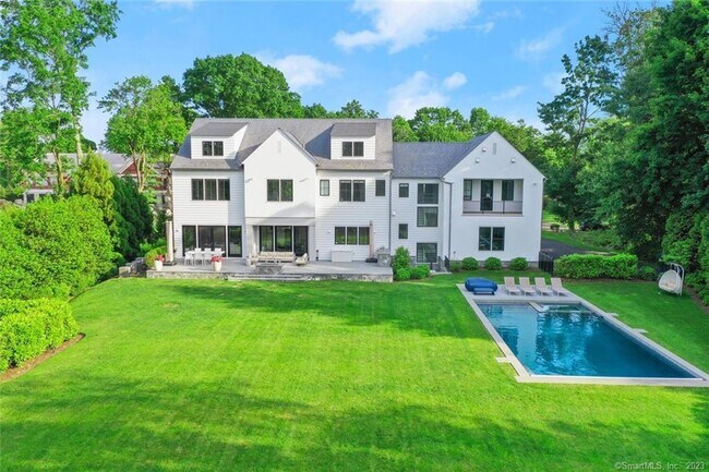 Primary Photo - 11 Turner Dr