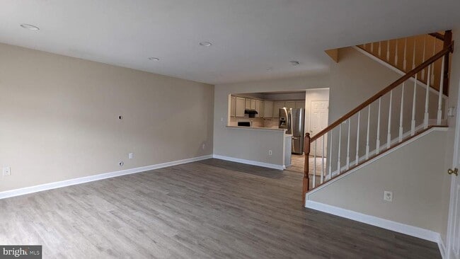 Building Photo - 829 Gallows Ct