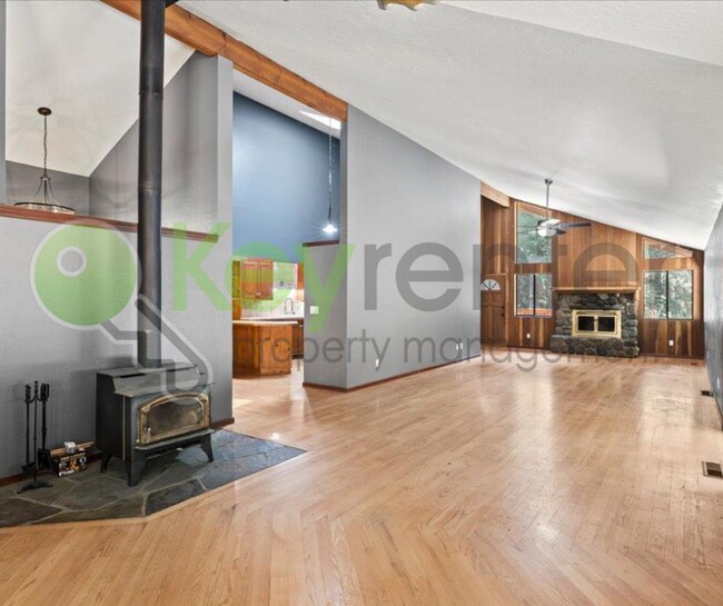 Building Photo - 5374 Porter Ranch Rd