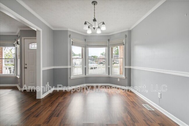 Building Photo - 32 Wainwright Dr