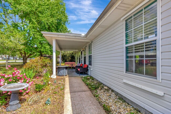 Building Photo - 3613 Burton Cir