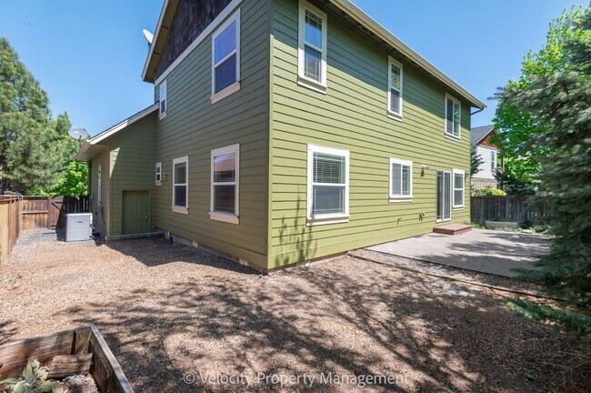Building Photo - Beautiful Craftsman Home in Yardley Estates!