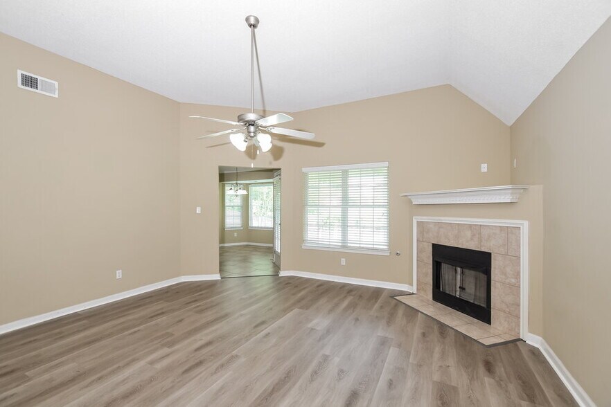 Building Photo - 7218 Durango Dr