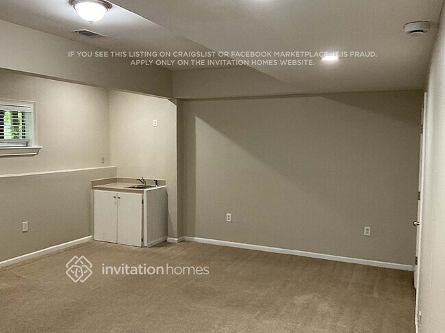 Building Photo - 1240 Chadwick Point Dr NW