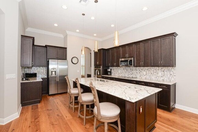 Building Photo - 9051 SW Pepoli Way