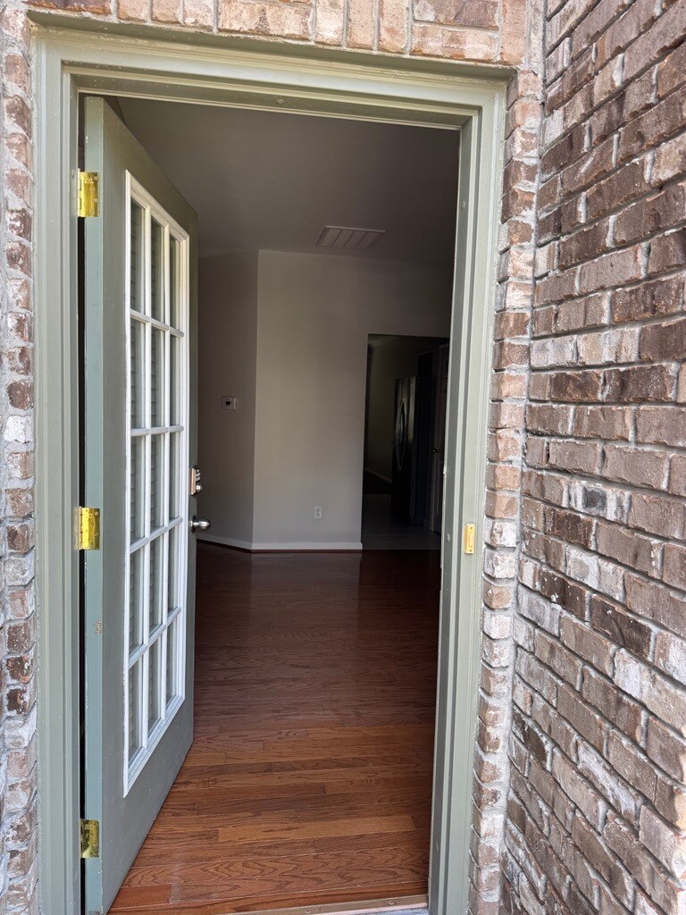 Building Photo - 525 Hackberry Ridge Cv
