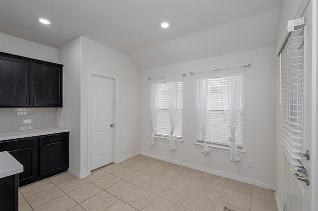 Building Photo - 505 Brook View Ct
