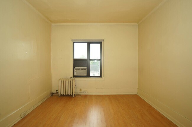 Bedroom - The Old Heidelberg