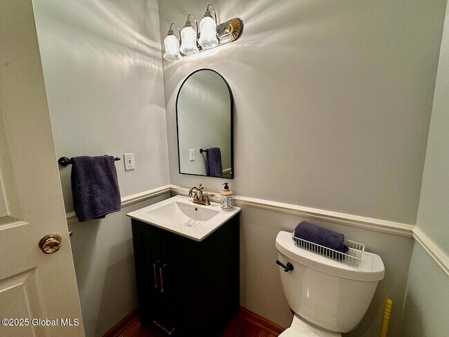 Building Photo - 1 Inlander Rd