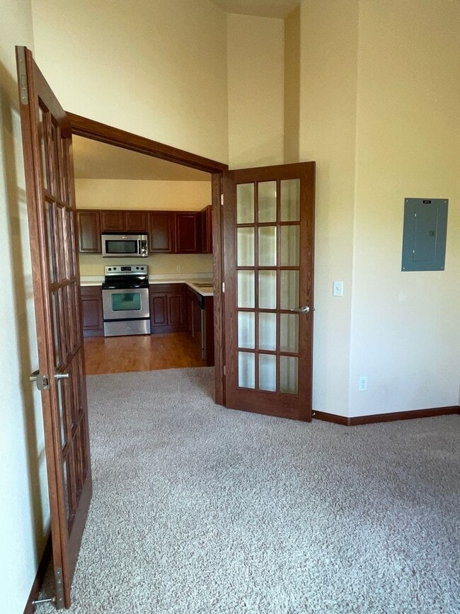 Building Photo - 2 Bedroom, 2 Bath Condo for Rent