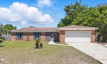 Building Photo - 3689 Red Oak Cir S