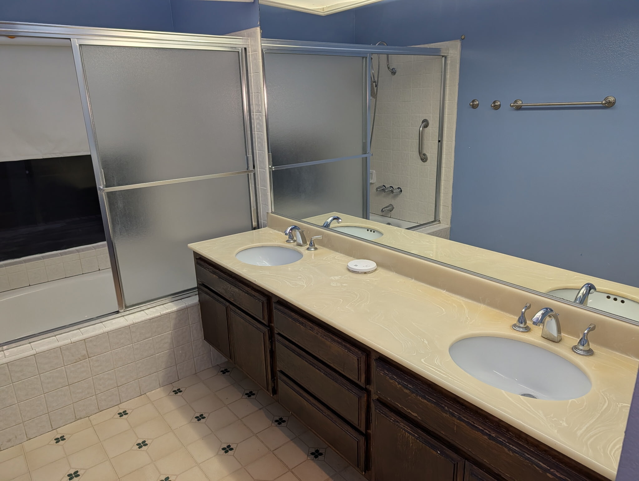 Building Photo - 3649 Birdsong Ave