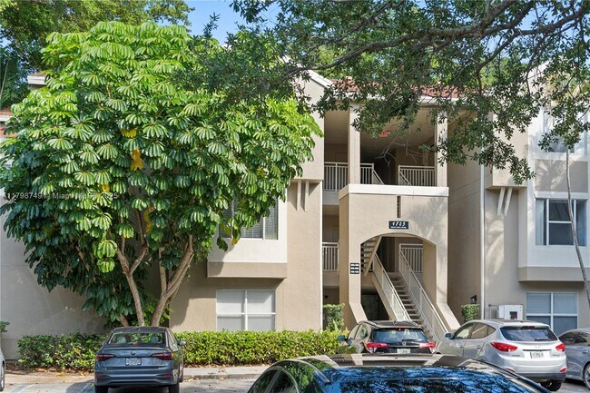 Building Photo - 1725 Palm Cove Blvd