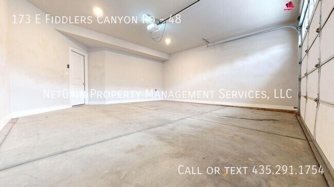Building Photo - 173 E Fiddlers Canyon Rd