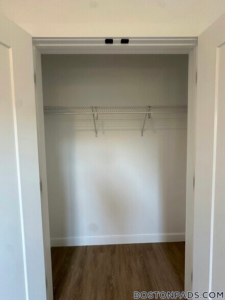 Building Photo - 199 Gardner St