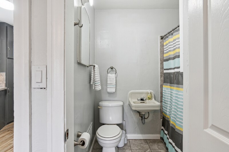 Building Photo - 4135 Jackman Rd