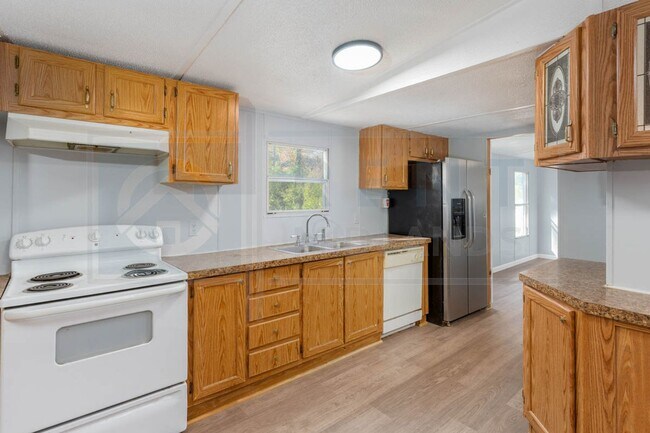 Building Photo - 7228 Hilo St