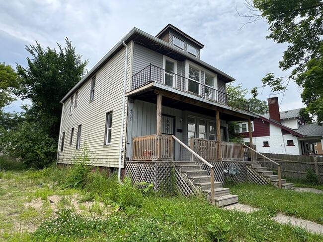 Building Photo - 4720 Garland St