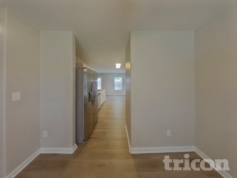 Building Photo - 631 Buckskin Rd