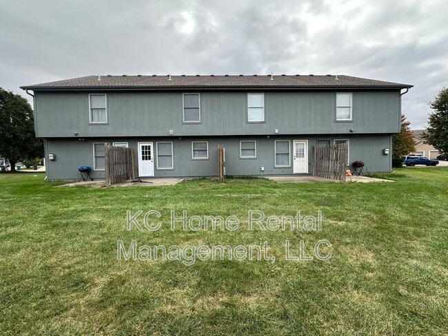 Building Photo - 820 167th Ct