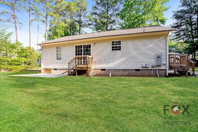 Building Photo - 184 Brook Creek Dr