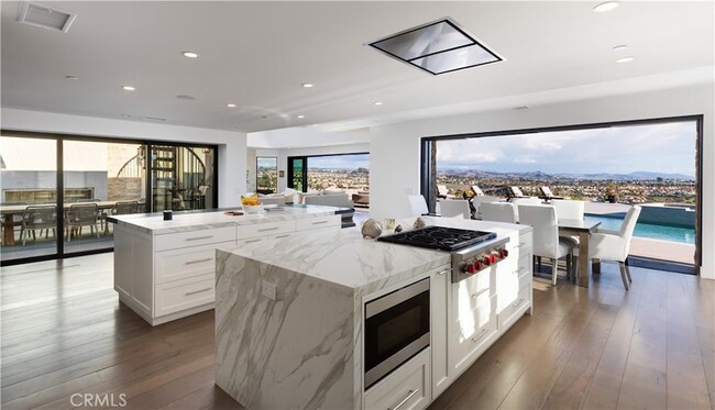 Building Photo - 32492 Azores Rd