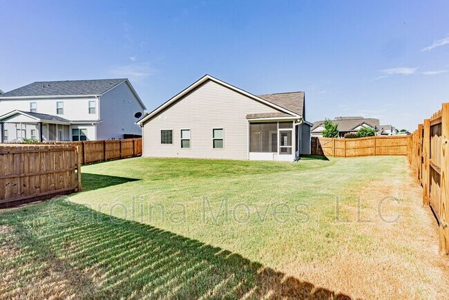 Building Photo - 12 Glenmora Rd