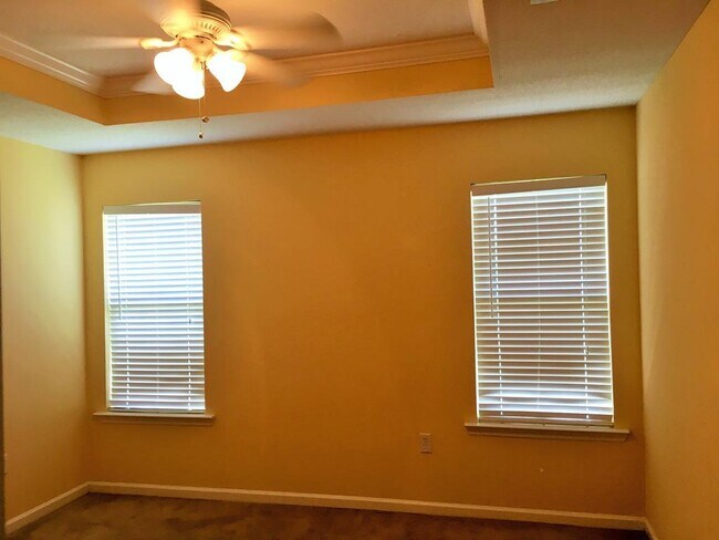 Building Photo - 5248 Fortress Cir