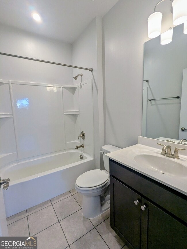 Building Photo - 318 Duplin Dr